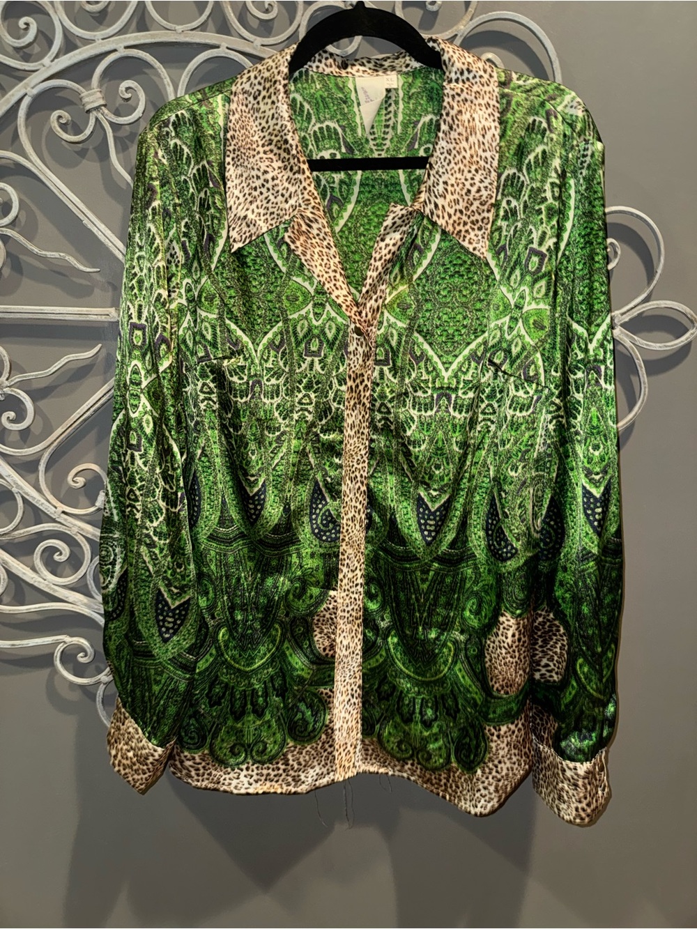 Women’s green paisley animal print silk blouse lavender honey brand sz XL